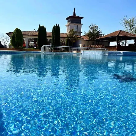 Harmony Hills Petkovi منتجع *