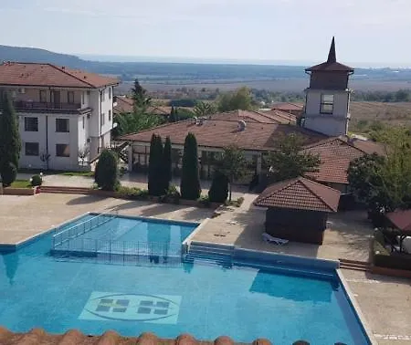 Harmony Hills Petkovi * روغاشيفو